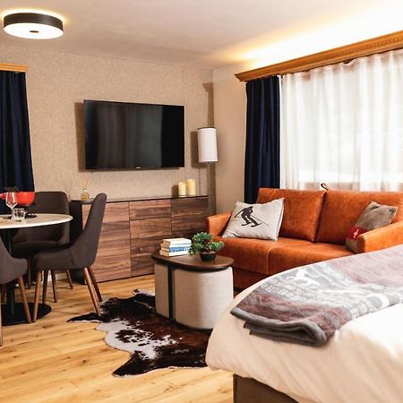 Wunderstay Alpine 16 Chic Studio Central Location Klosters-Serneus Extérieur photo